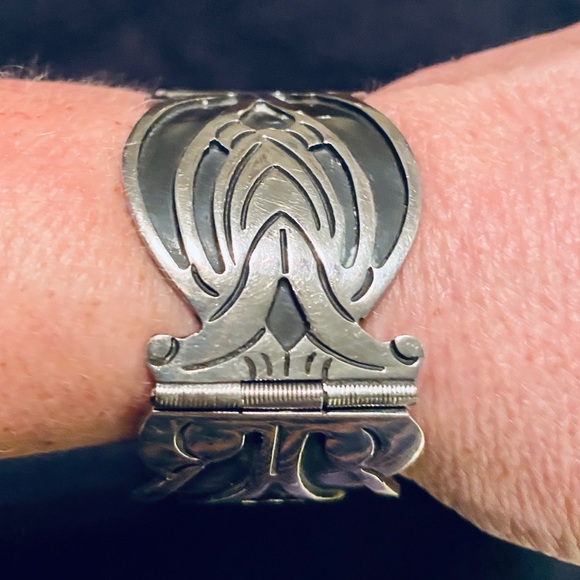 Beautiful 925 Sterling Silver Bracelet - Picture 5 of 5